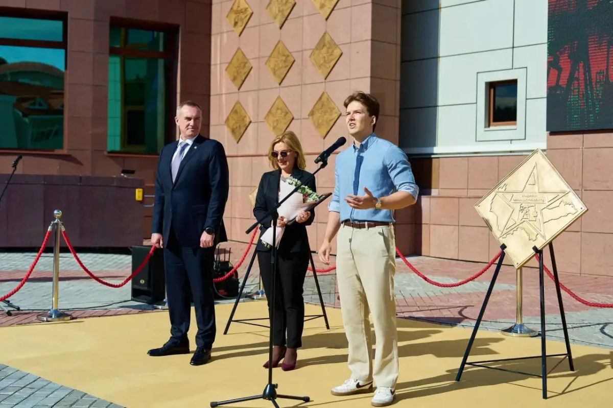 В Ханты-Мансийске стартовали торжественные мероприятия, посвященные Дню работников нефтяной и газовой промышленности В Ханты-Мансийске стартовали торжественные мероприятия, посвященные Дню работников нефтяной и газовой промышленности