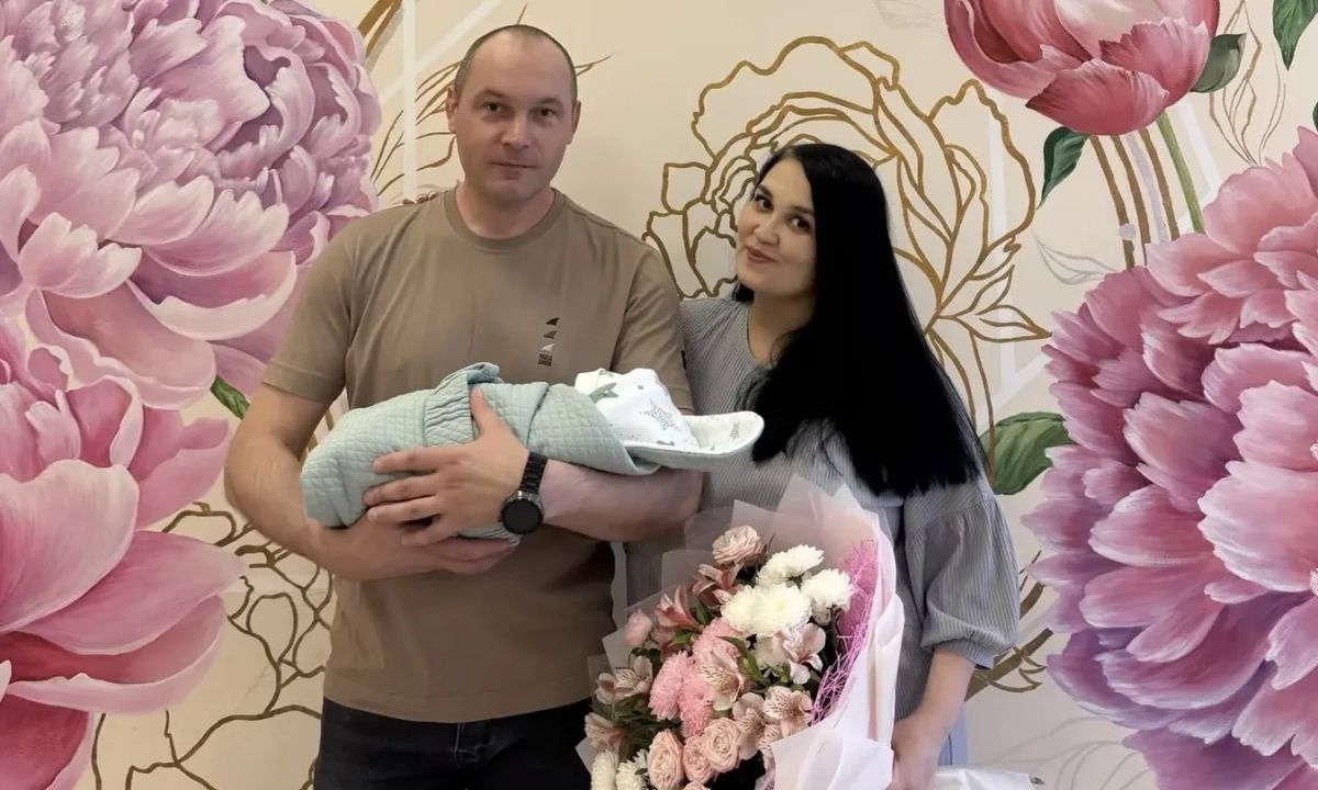 Две жизни под защитой врачей: в Сургутской ОКБ спасли беременную пациентку с тяжёлой пневмонией Две жизни под защитой врачей: в Сургутской ОКБ спасли беременную пациентку с тяжёлой пневмонией