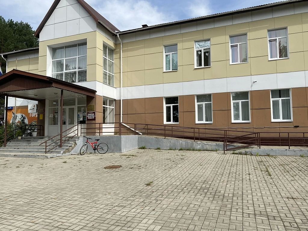 В Югре в преддверии выборов продолжается проверка помещений для голосования на их доступность для маломобильных категорий населения и лиц с ограниченными возможностями здоровья В Югре в преддверии выборов продолжается проверка помещений для голосования на их доступность для маломобильных категорий населения и лиц с ограниченными возможностями здоровья