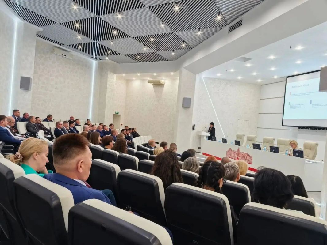 Работники предприятий и сотрудники организаций Югры узнают всё самое важное о выборах прямо на рабочих местах Работники предприятий и сотрудники организаций Югры узнают всё самое важное о выборах прямо на рабочих местах