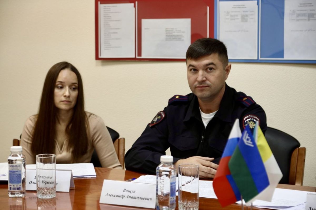 Дмитрий Кощенко: Провел рабочее совещание с руководством предприятия «ДомТрансАвто» при участии ГИБДД Дмитрий Кощенко: Провел рабочее совещание с руководством предприятия «ДомТрансАвто» при участии ГИБДД