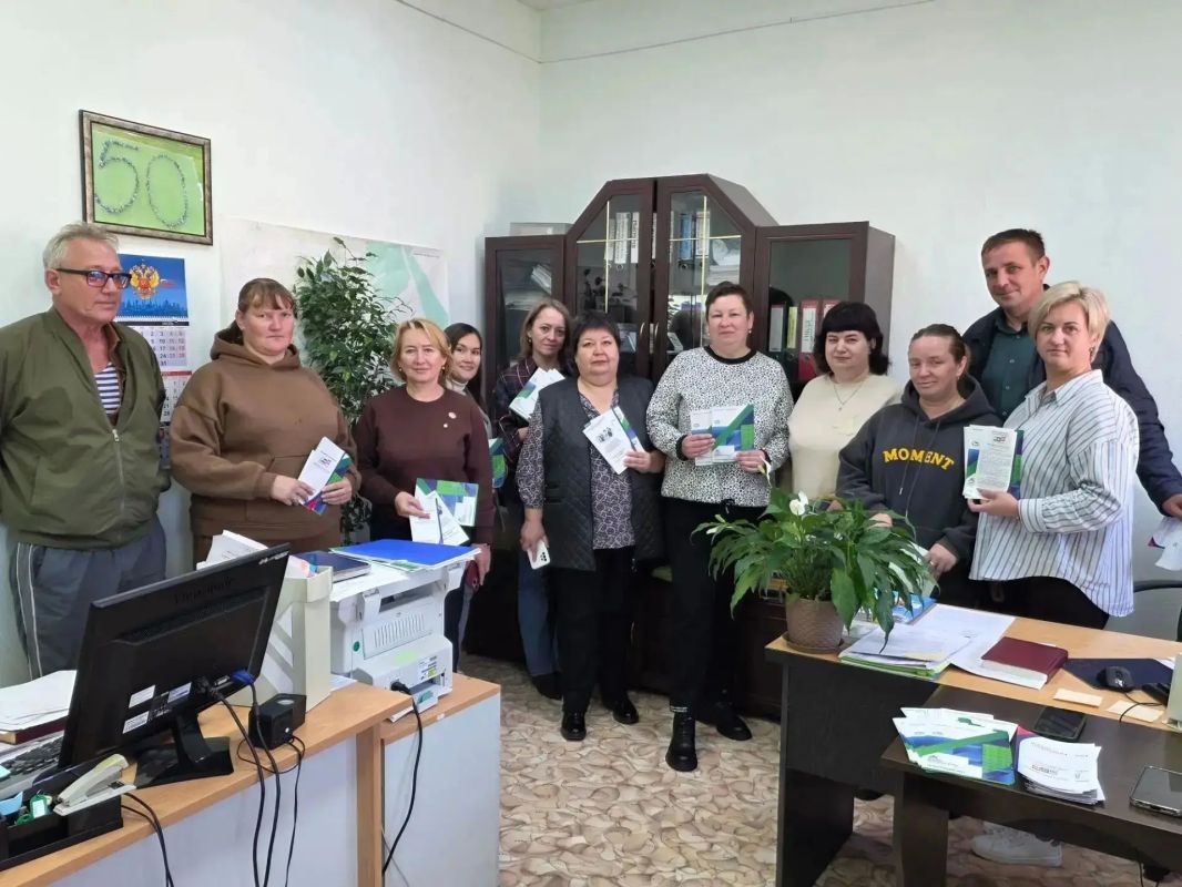Работники предприятий и сотрудники организаций Югры узнают всё самое важное о выборах прямо на рабочих местах Работники предприятий и сотрудники организаций Югры узнают всё самое важное о выборах прямо на рабочих местах