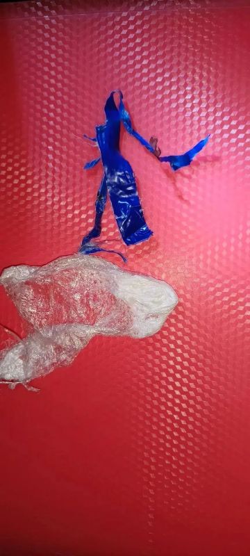 В Нижневартовске полицейские задержали мужчину по подозрению в хранении наркотиков В Нижневартовске полицейские задержали мужчину по подозрению в хранении наркотиков