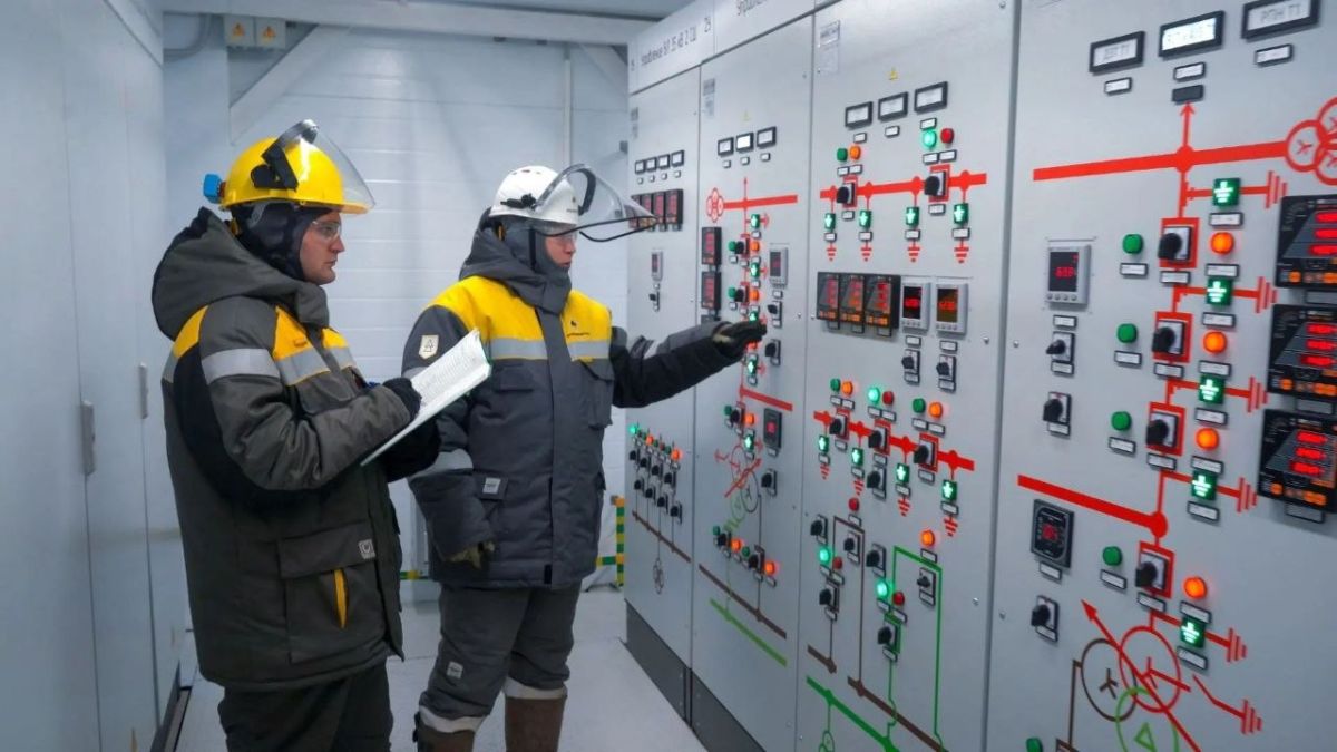 Дмитрий Кощенко: Уважаемые работники нефтяной и газовой промышленности! Дорогие ветераны отрасли! От всего сердца поздравляю с профессиональным праздником! Дмитрий Кощенко: Уважаемые работники нефтяной и газовой промышленности! Дорогие ветераны отрасли! От всего сердца поздравляю с профессиональным праздником!