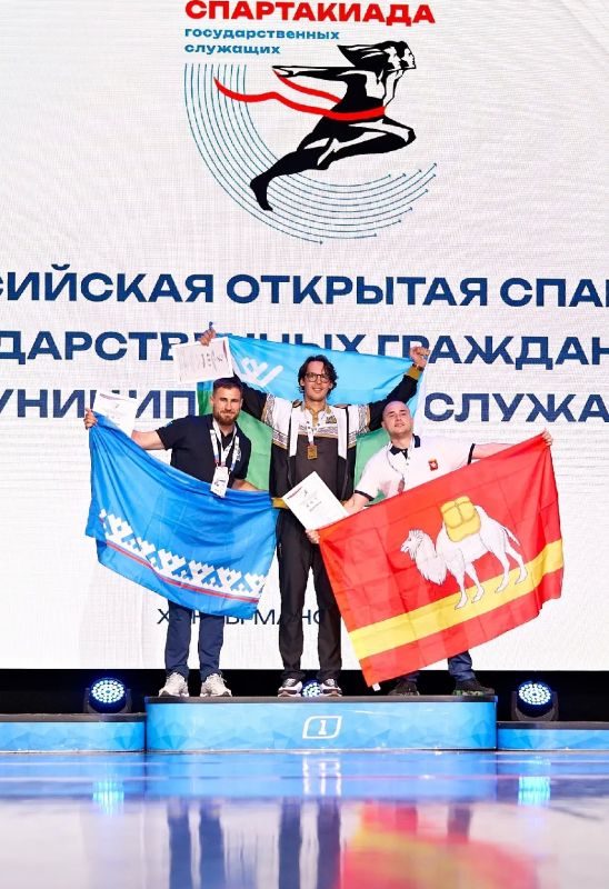 Чёрно-бело-золотые, вы лучшие! Чёрно-бело-золотые, вы лучшие!