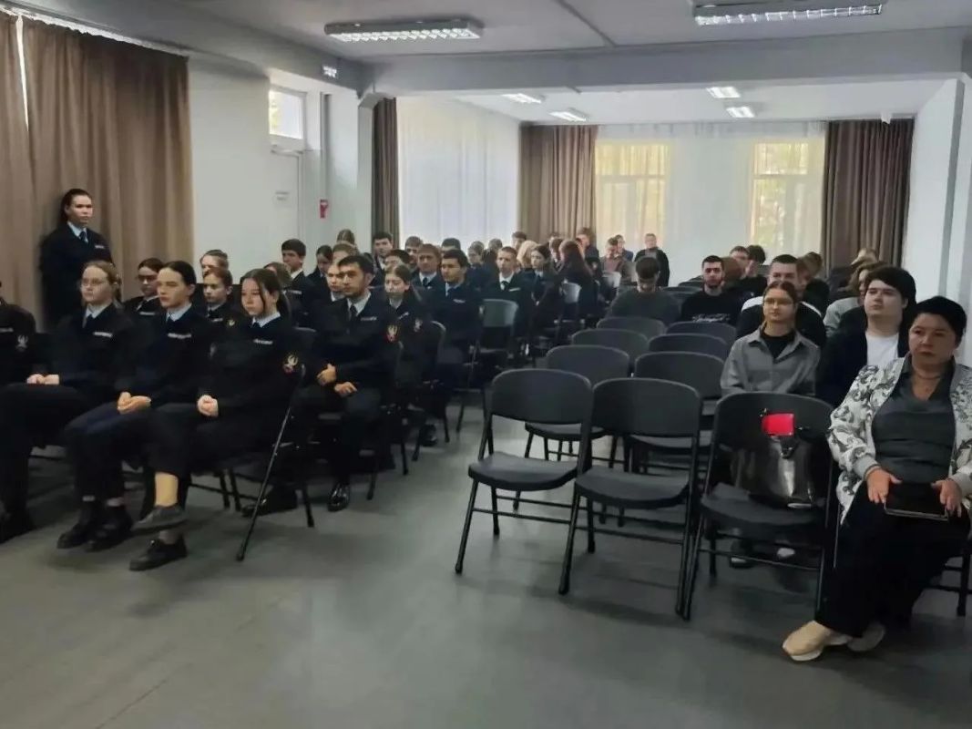 Узнать всё самое важное о выборах, не покидая рабочего места Узнать всё самое важное о выборах, не покидая рабочего места