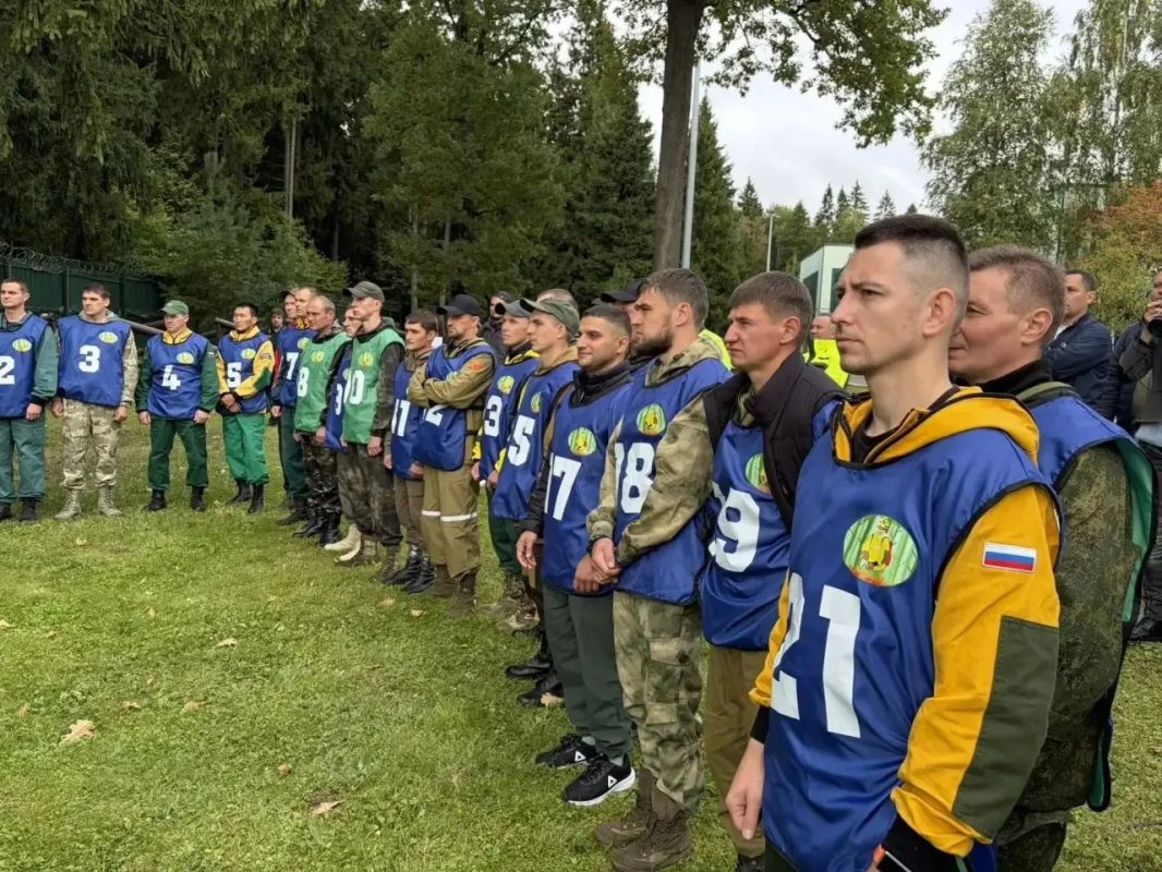 В Пушкино стартовал федеральный этап XII Всероссийского конкурса «Лучший лесной пожарный-2026» с международным участием Югру на конкурсе представляет Халид Мамедов, парашютист-пожарный Советского авиаотделения Авиалесоохраны... В Пушкино стартовал федеральный этап XII Всероссийского конкурса «Лучший лесной пожарный-2026» с международным участием Югру на конкурсе представляет Халид Мамедов, парашютист-пожарный Советского авиаотделения Авиалесоохраны...