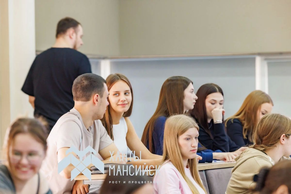 В Ханты-Мансийске написали Всероссийский диктант «Россия — дом народов» В Ханты-Мансийске написали Всероссийский диктант «Россия — дом народов»