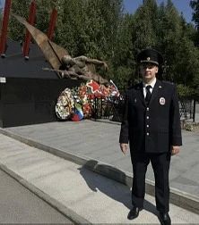 Боремся за победу!. Наш земляк Смолев Даниил Алексеевич (УМВД России по городу Нижневартовску) прошел в второй этап Всероссийского конкурса «Народный участковый — 2026»! Первый этап завершился 20 августа: югорчане отобрали...