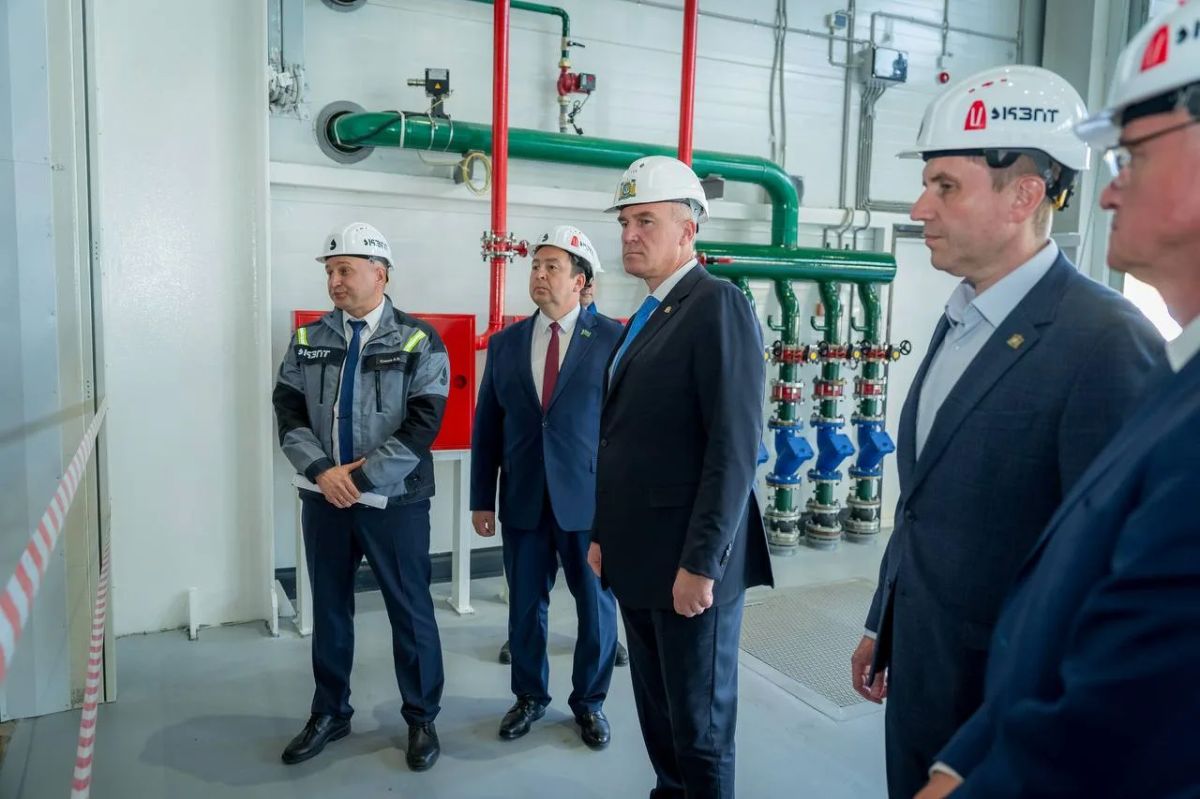В Когалыме готовят к запуску завод по производству полимерных труб для нефтяников В Когалыме готовят к запуску завод по производству полимерных труб для нефтяников