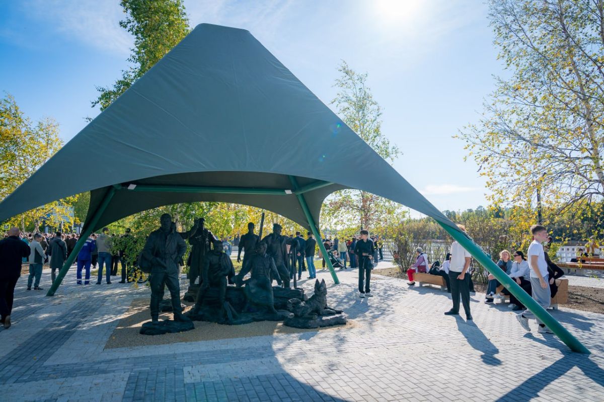 В Белоярском открыли набережную «Колыбель города» В Белоярском открыли набережную «Колыбель города»