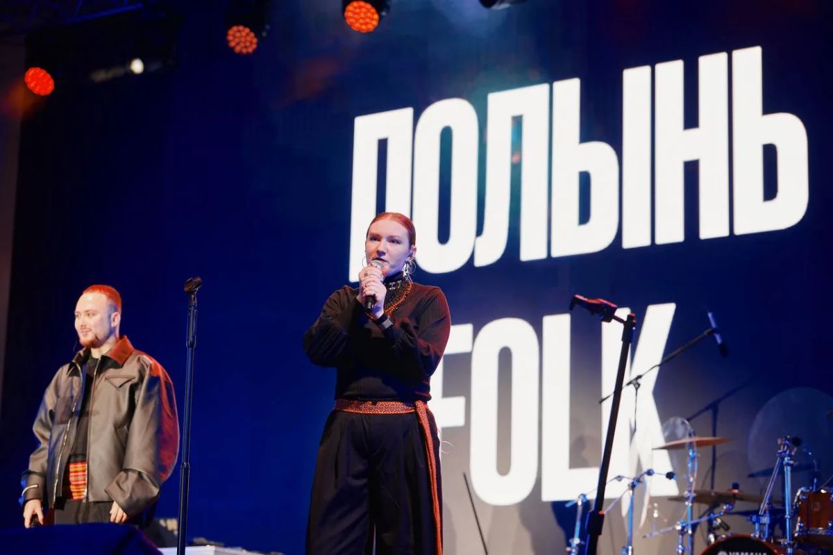 Рэпер ST и этно-группа «Полынь Folk» выступили на фестивале «Русское лето» #ZaРоссию в Сургуте Рэпер ST и этно-группа «Полынь Folk» выступили на фестивале «Русское лето» #ZaРоссию в Сургуте
