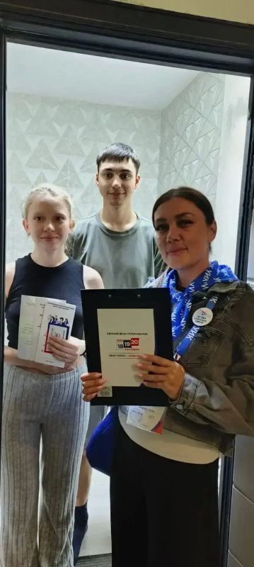 Обходчики Нижневартовска прошли больше половины маршрута в рамках проекта «ИнформУИК» - подомовой обход продолжается! Обходчики Нижневартовска прошли больше половины маршрута в рамках проекта «ИнформУИК» - подомовой обход продолжается!