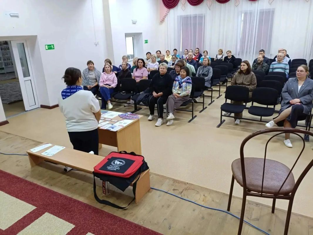 В рамках проекта "ИнформУИК" в Югре продолжается информирование трудовых коллективов и молодежи В рамках проекта "ИнформУИК" в Югре продолжается информирование трудовых коллективов и молодежи
