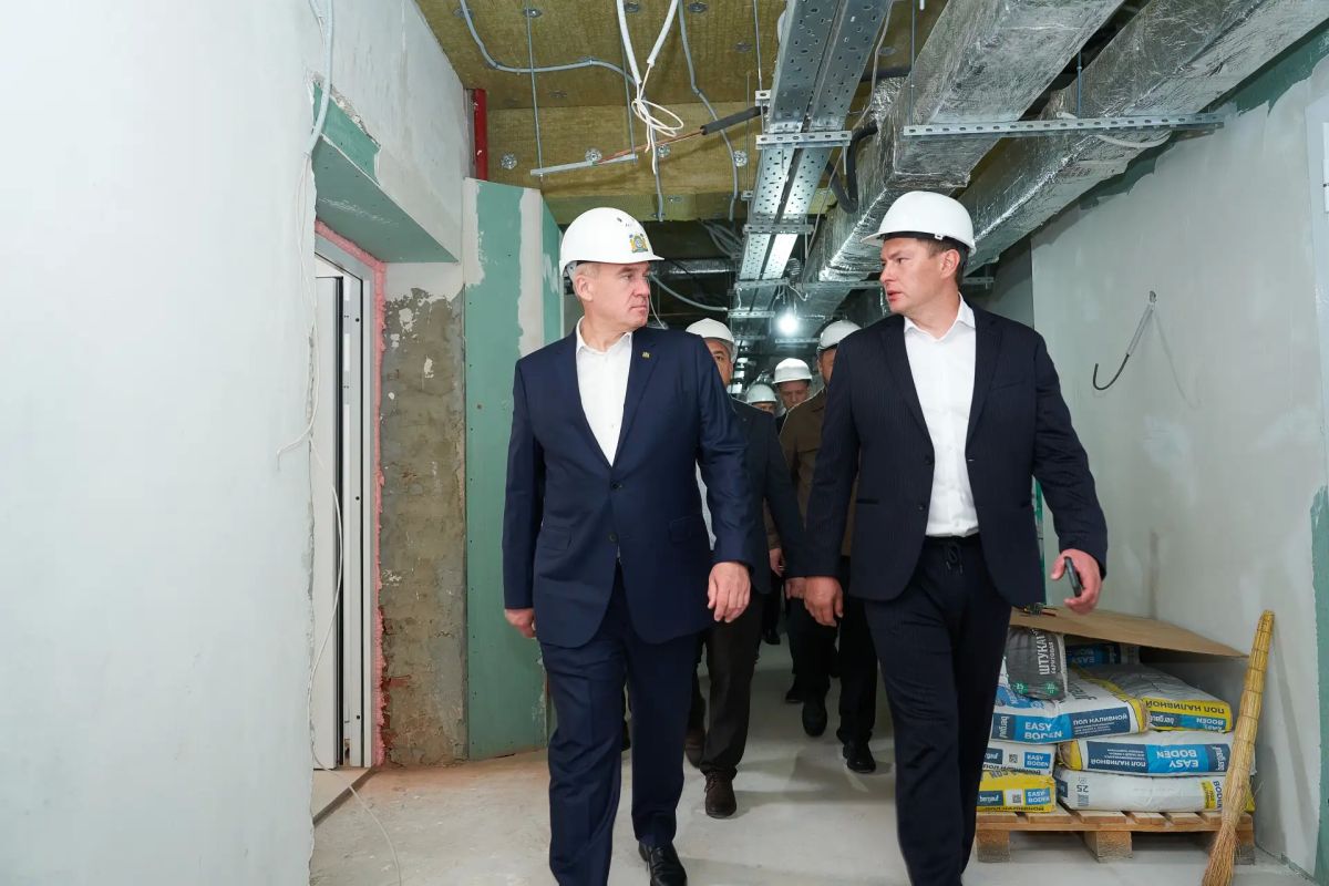 Руслан Кухарук: Продолжил рабочую поездку в Югорске Руслан Кухарук: Продолжил рабочую поездку в Югорске