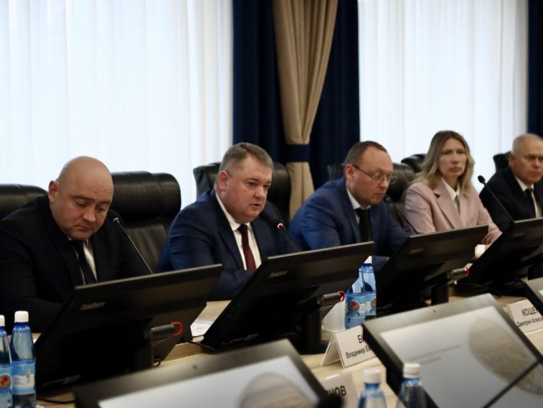 Дмитрий Кощенко: Провел заседание городского штаба по строительству Дмитрий Кощенко: Провел заседание городского штаба по строительству