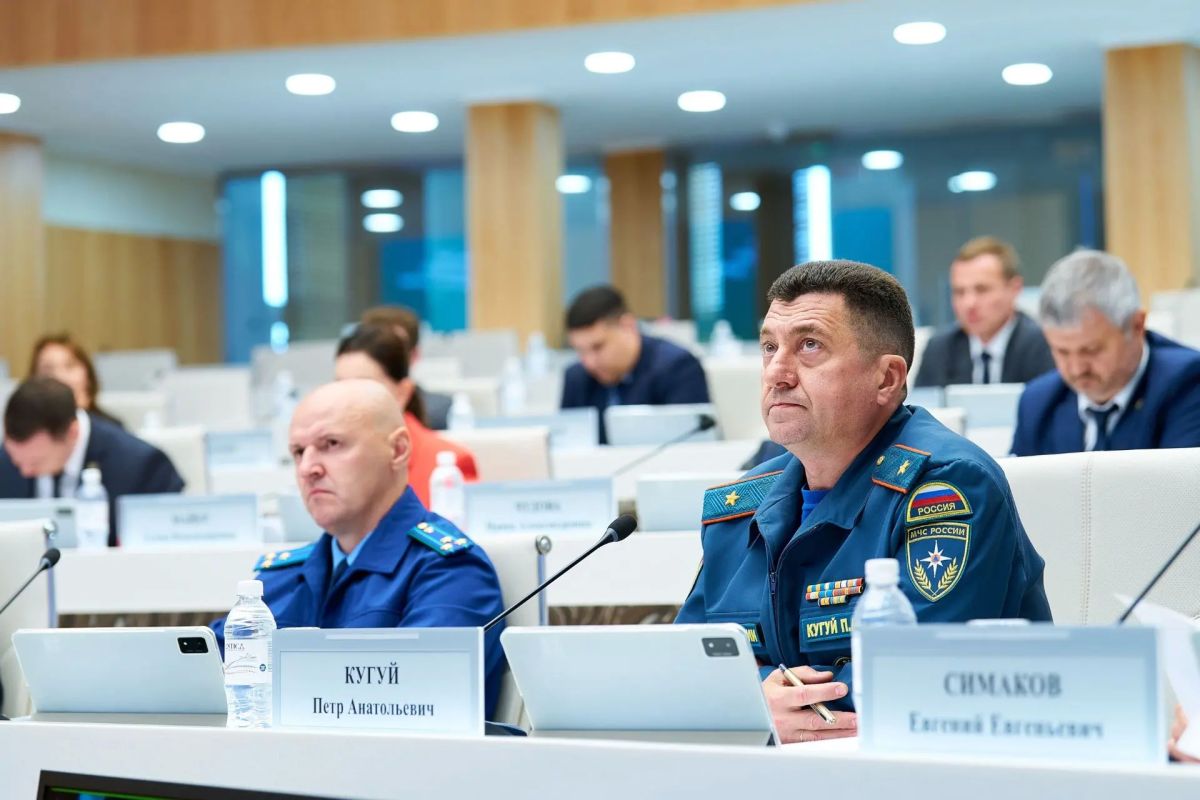 Более 8 тысяч человек обеспечат правопорядок на выборах в Югре Более 8 тысяч человек обеспечат правопорядок на выборах в Югре