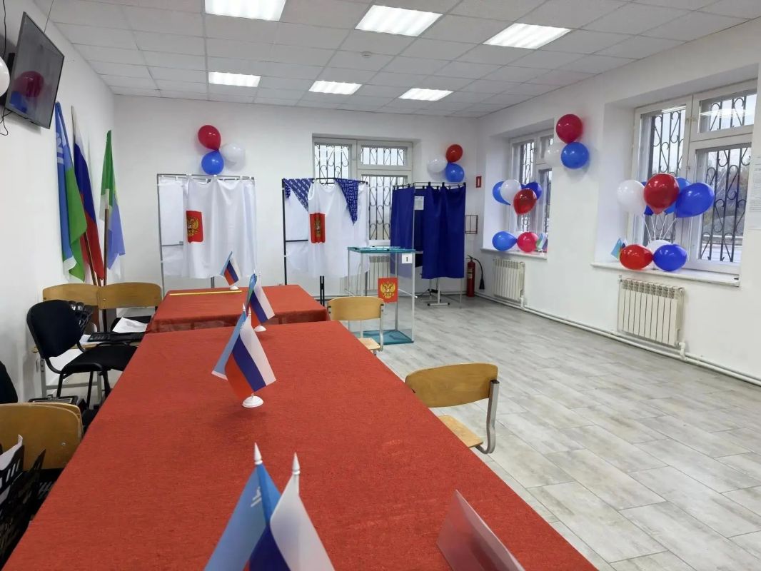 На избирательных участках Югры полным ходом идет подготовка к голосованию На избирательных участках Югры полным ходом идет подготовка к голосованию
