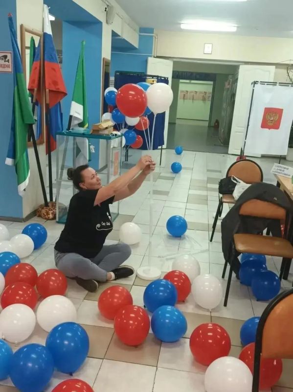 На избирательных участках Югры полным ходом идет подготовка к голосованию На избирательных участках Югры полным ходом идет подготовка к голосованию