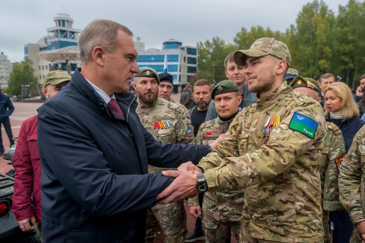 Руслан Кухарук: Из Югры отправили очередную партию гуманитарного груза в зону проведения специальной военной операции Руслан Кухарук: Из Югры отправили очередную партию гуманитарного груза в зону проведения специальной военной операции
