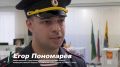 Служебный долг и гражданский выбор