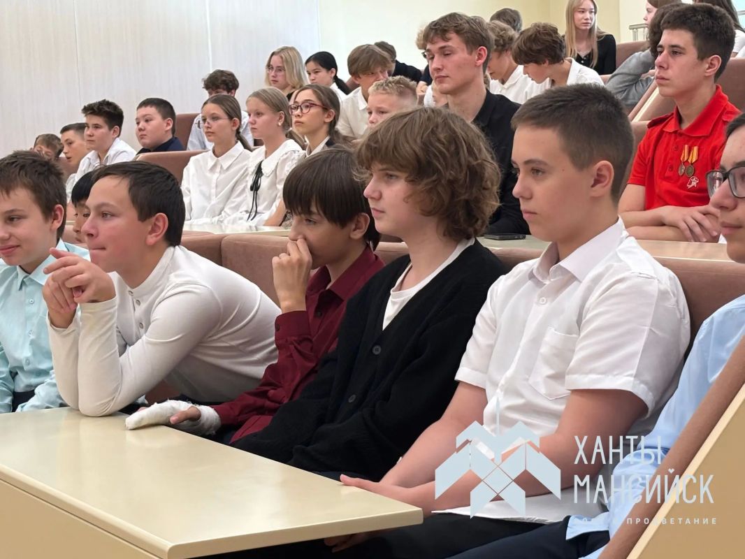 В Ханты-Мансийске прошла презентация проекта «Крылья Стерха: кубок Главы города по гонкам дронов в техническом симуляторе» В Ханты-Мансийске прошла презентация проекта «Крылья Стерха: кубок Главы города по гонкам дронов в техническом симуляторе»