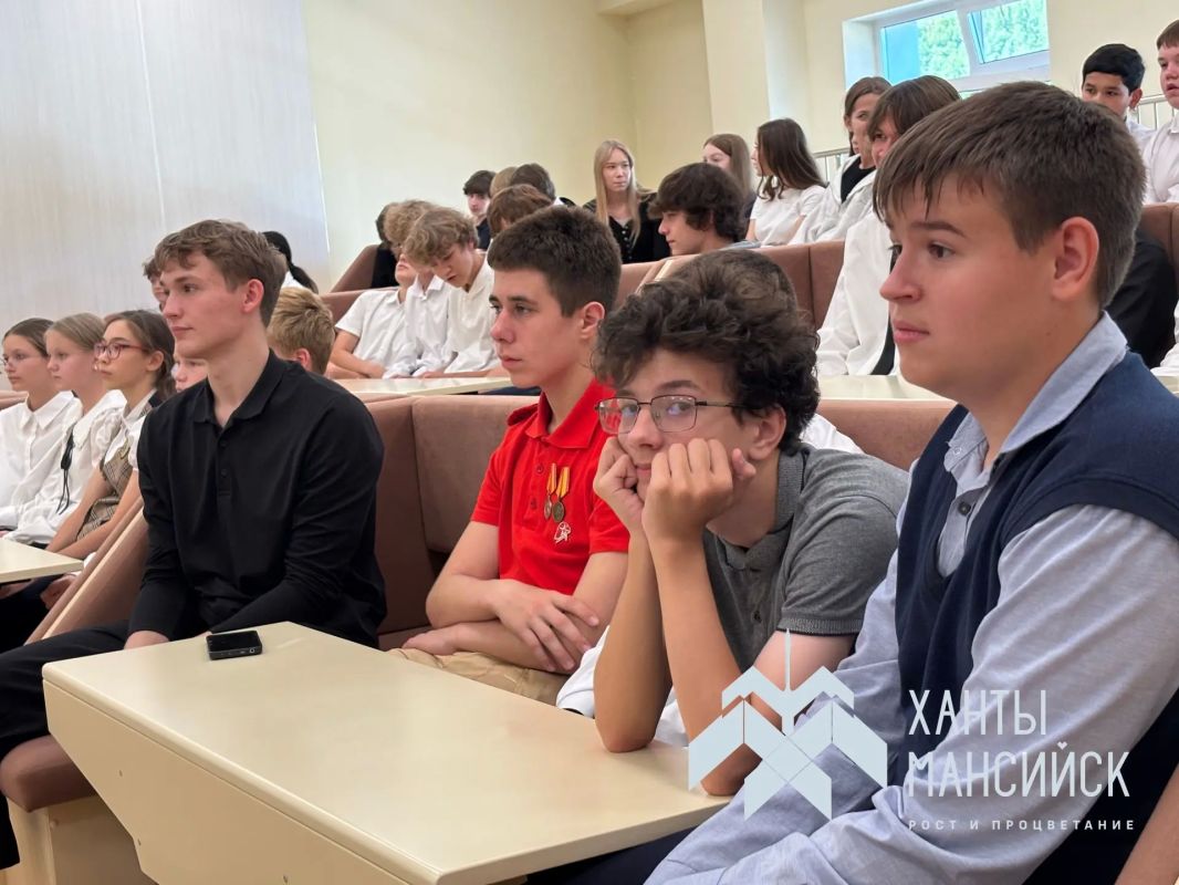 В Ханты-Мансийске прошла презентация проекта «Крылья Стерха: кубок Главы города по гонкам дронов в техническом симуляторе» В Ханты-Мансийске прошла презентация проекта «Крылья Стерха: кубок Главы города по гонкам дронов в техническом симуляторе»