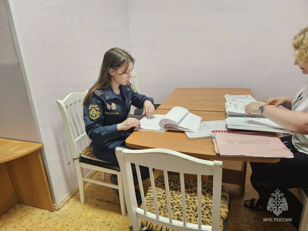 В Югре определили лучших специалистов надзорной деятельности В Югре определили лучших специалистов надзорной деятельности