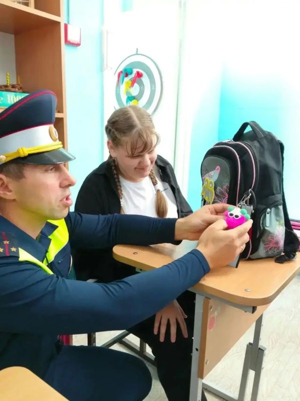 «Лучший инспектор ДПС — 2026» Ханты-Мансийского автономного округа — Югры посвятил школьников в пешеходы «Лучший инспектор ДПС — 2026» Ханты-Мансийского автономного округа — Югры посвятил школьников в пешеходы
