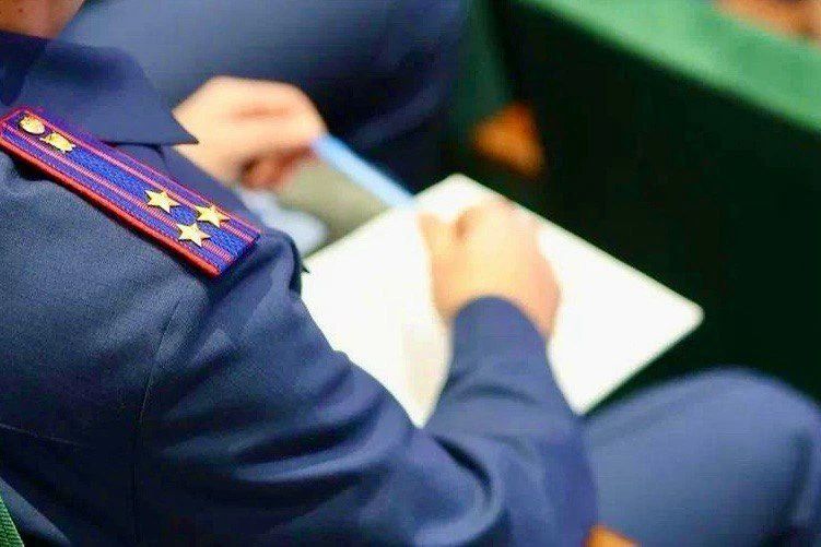 Жительница Нижневартовского района подозревается в краже денежных средств с банковского счета несовершеннолетней