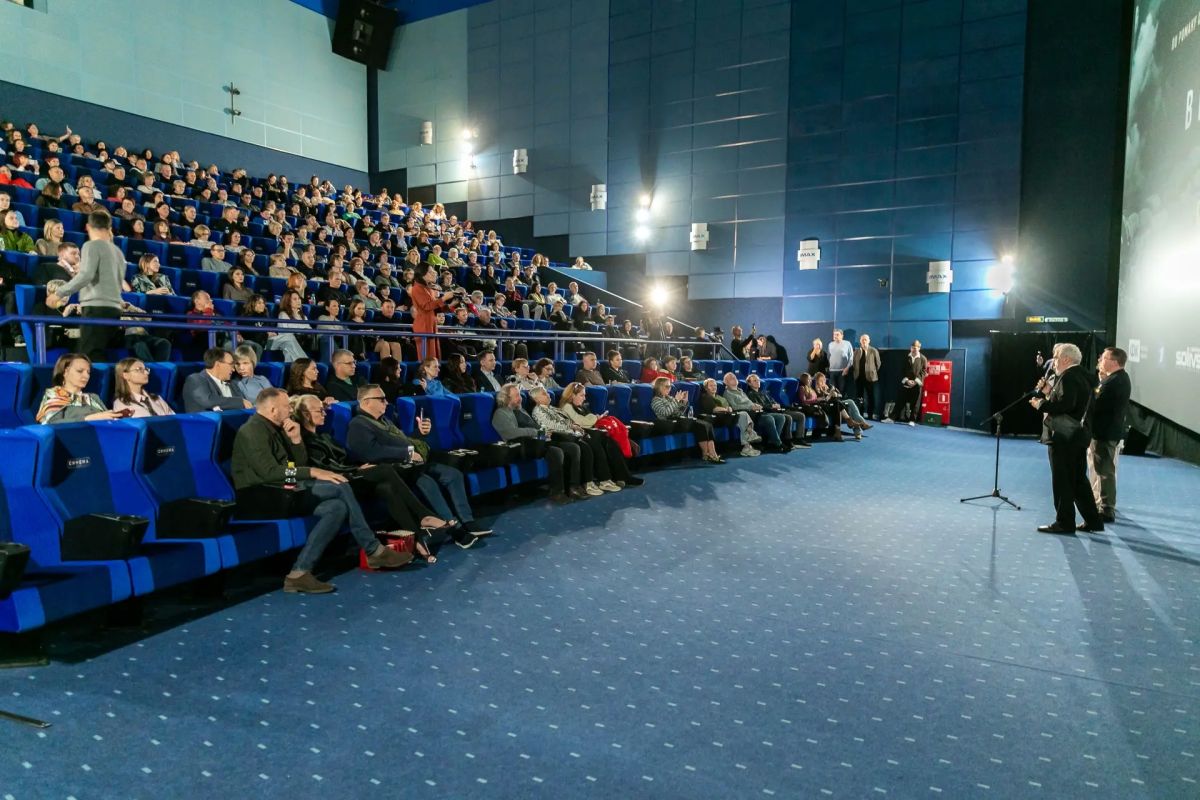 В Сургуте представили фильм о Романовых В Сургуте представили фильм о Романовых