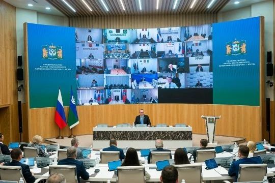 Директор Депдорхоза и транспорта Югры Алексей Осинцев принял участие в расширенном заседании Правительства Югры под председательством Губернатора Югры Руслана Кухарука Директор Депдорхоза и транспорта Югры Алексей Осинцев принял участие в расширенном заседании Правительства Югры под председательством Губернатора Югры Руслана Кухарука