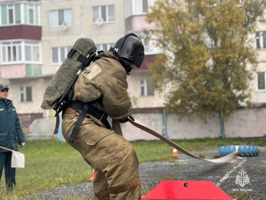 15 этапов на прочность - итоги соревнований «Сильнейший пожарный» 15 этапов на прочность - итоги соревнований «Сильнейший пожарный»