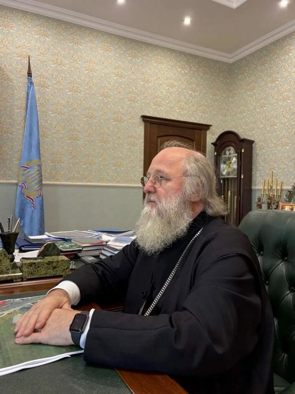 28 сентября 2026 года, в епархиальном управлении г. Ханты-Мансийска, состоялась встреча митрополита Ханты-Мансийского и Сургутского Павла с Главой города Ханты-Мансийска Максимом Ряшиным 28 сентября 2026 года, в епархиальном управлении г. Ханты-Мансийска, состоялась встреча митрополита Ханты-Мансийского и Сургутского Павла с Главой города Ханты-Мансийска Максимом Ряшиным