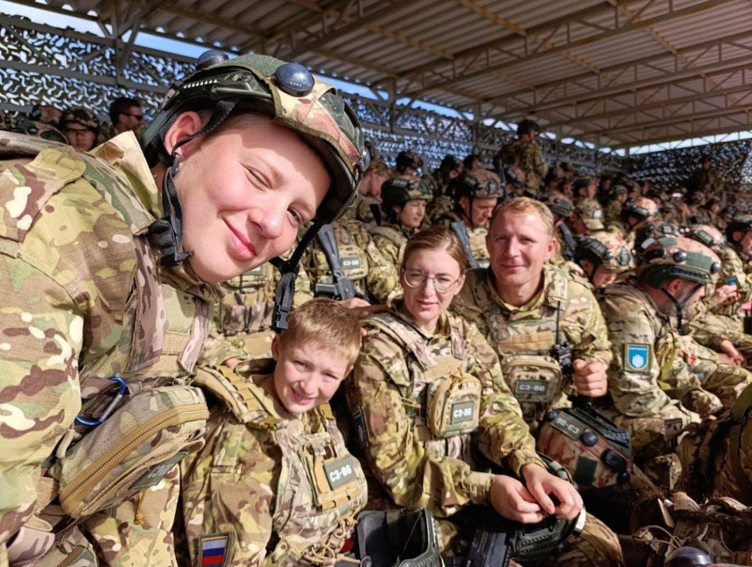 Семья из Югры отличилась на финале «Семейной зарницы» в Волгограде Семья из Югры отличилась на финале «Семейной зарницы» в Волгограде