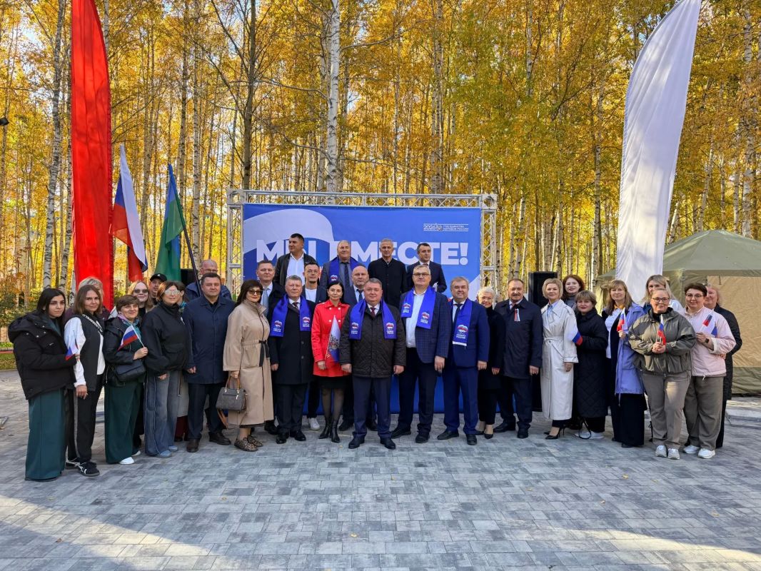 Дмитрий Кощенко: В единстве — наша сила! Сегодня в Парке Победы состоялся торжественный концерт, посвященный важной исторической дате — Дню принятия в Российскую Федерацию Донецкой и Луганской Народных Республик, Запорожской... Дмитрий Кощенко: В единстве — наша сила! Сегодня в Парке Победы состоялся торжественный концерт, посвященный важной исторической дате — Дню принятия в Российскую Федерацию Донецкой и Луганской Народных Республик, Запорожской...