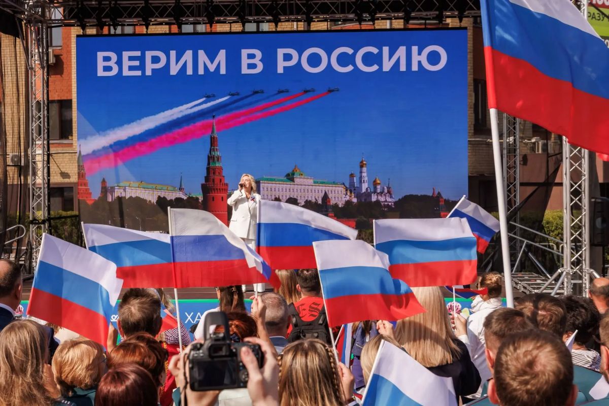 Максим Ряшин: Уважаемые земляки!. Сегодня наша страна отмечает День воссоединения Донецкой и Луганской Народных Республик, Запорожской и Херсонской областей с Российской Федерацией