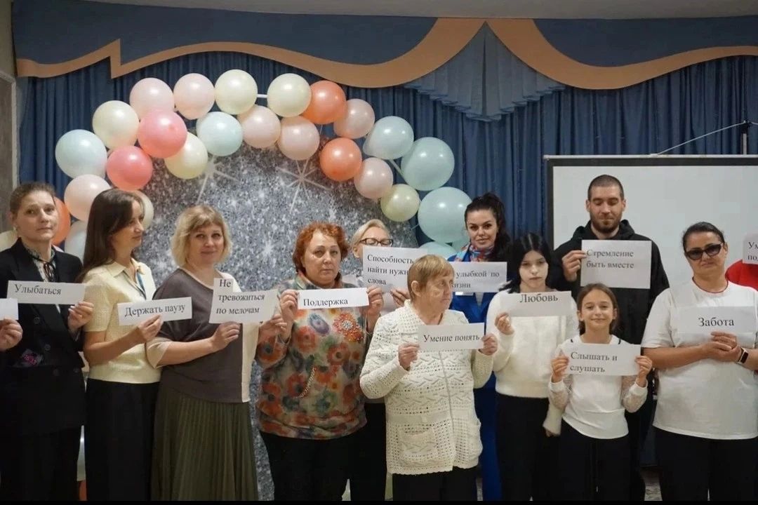 В Сургутском районе полицейские обсудили с замещающими семьями цифровую безопасность детей