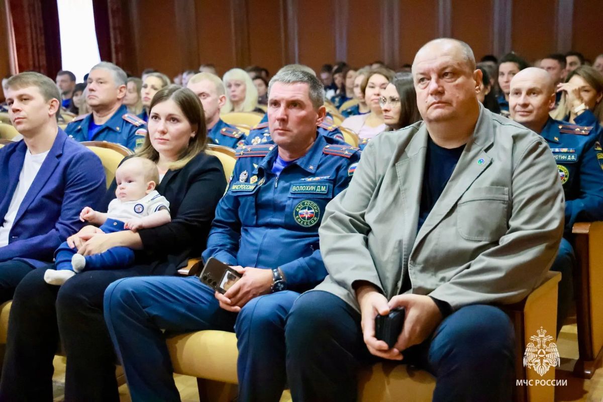 Торжественные мероприятия ко Дню гражданской обороны прошли по всей Югре Торжественные мероприятия ко Дню гражданской обороны прошли по всей Югре