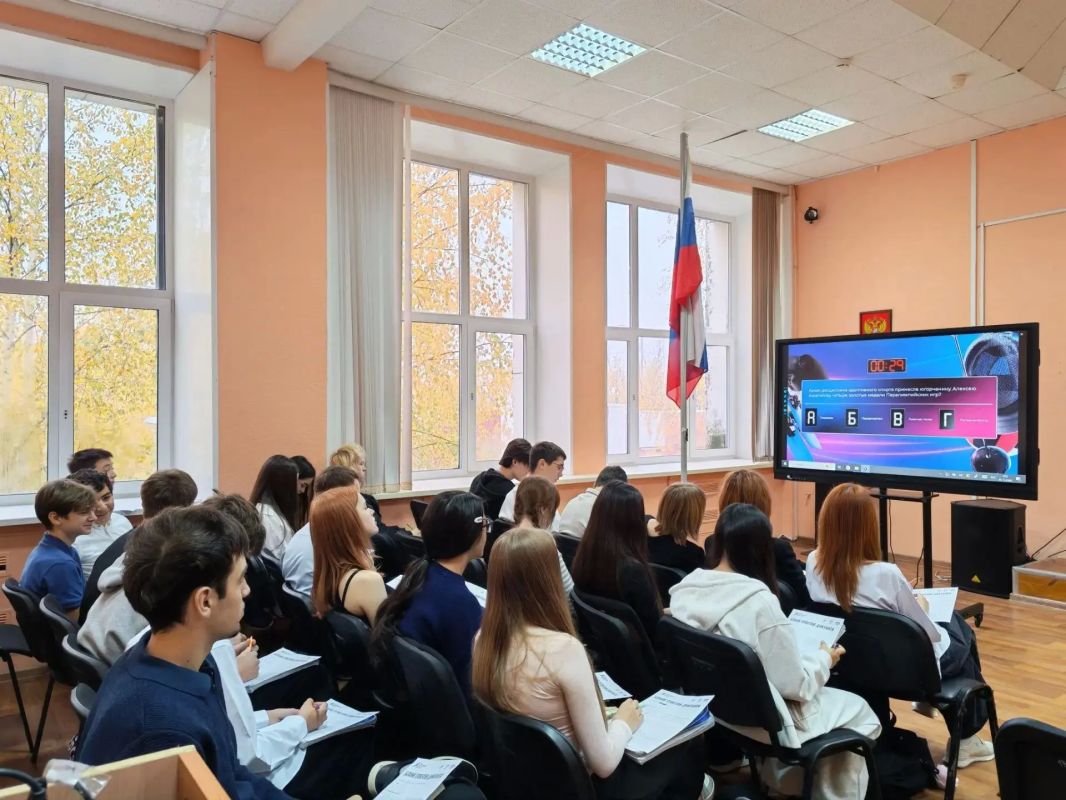 Югорчане написали «Спортивный диктант»: мы в топ-10 по всей России Югорчане написали «Спортивный диктант»: мы в топ-10 по всей России