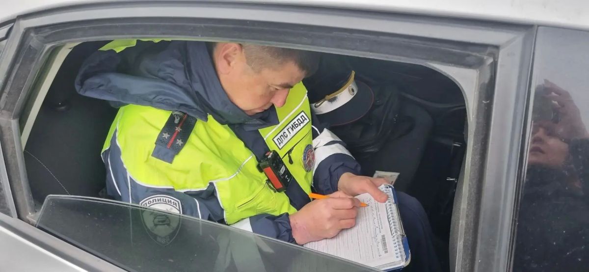 В окружной столице Госавтоинспекция Югры проводит проверку соблюдения правил перевозки детей В окружной столице Госавтоинспекция Югры проводит проверку соблюдения правил перевозки детей