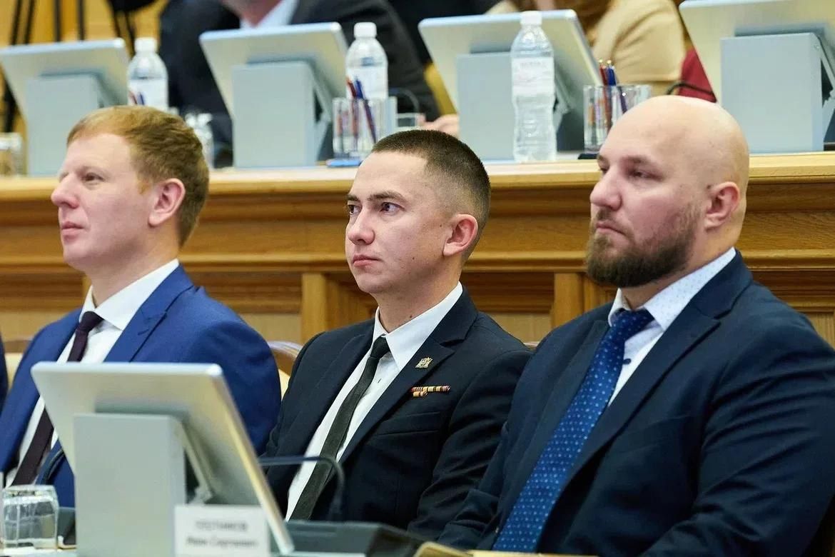 Руслан Кухарук подвел итоги первого заседания Думы Югры восьмого созыва Руслан Кухарук подвел итоги первого заседания Думы Югры восьмого созыва