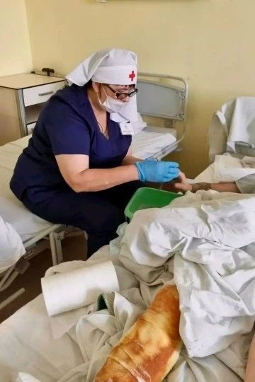 Югорские сёстры милосердия помогали раненым в госпитале Курска Югорские сёстры милосердия помогали раненым в госпитале Курска
