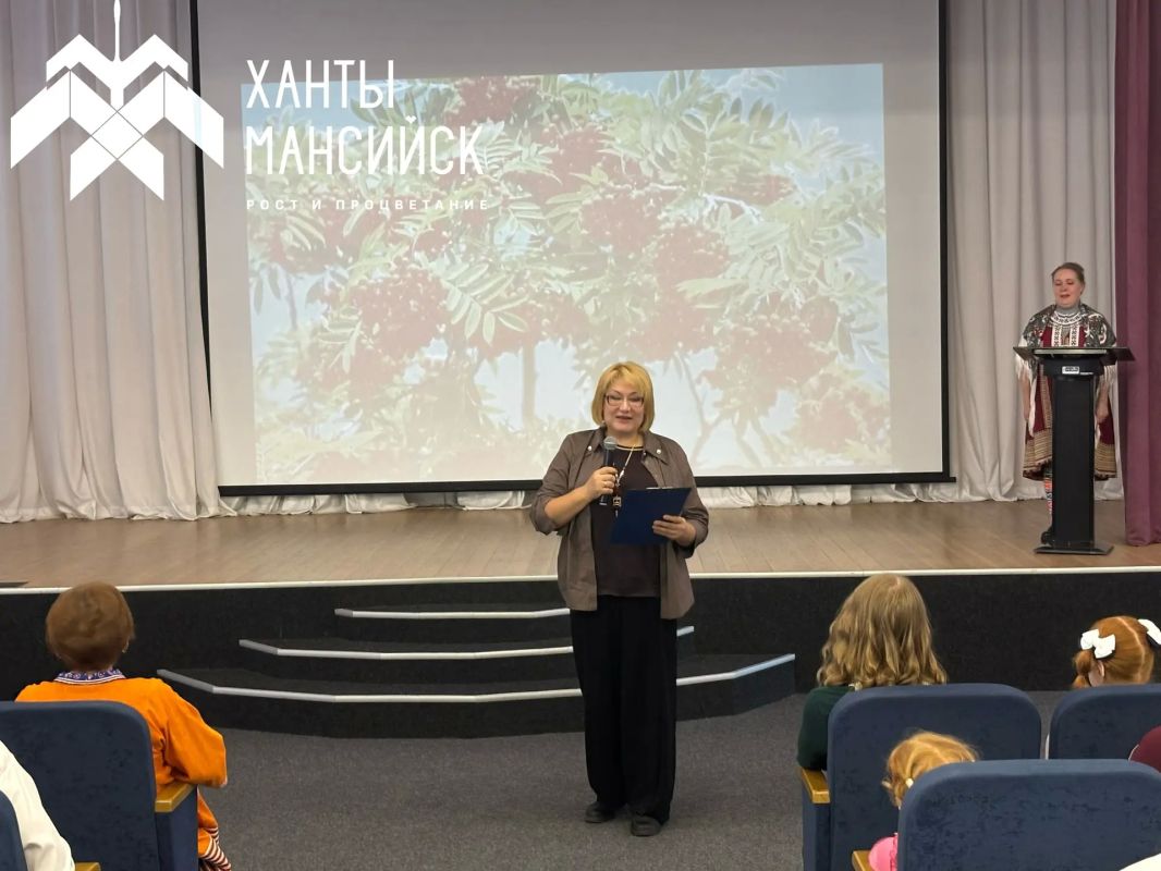 Для школьников Ханты-Мансийска прошел кинолекторий, посвященный 90-летию великого югорского писателя Андрея Тарханова Для школьников Ханты-Мансийска прошел кинолекторий, посвященный 90-летию великого югорского писателя Андрея Тарханова