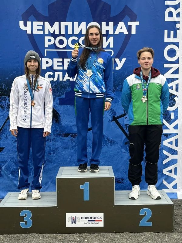 Воспитанница спортивной школы олимпийского резерва «Олимп» Виктория Миненкова – обладательница серебряной медали чемпионата России по гребному слалому