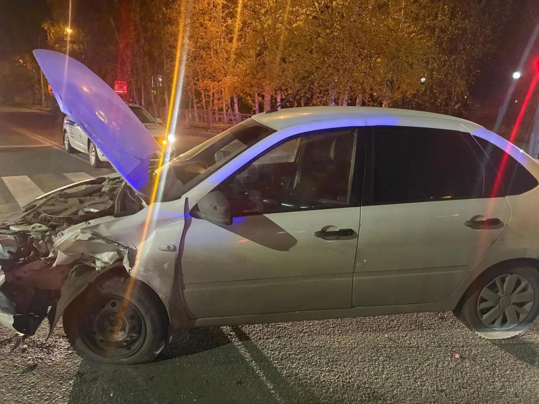 Жесткое ДТП с пострадавшими произошло на перекрестке в Нижневартовске Жесткое ДТП с пострадавшими произошло на перекрестке в Нижневартовске