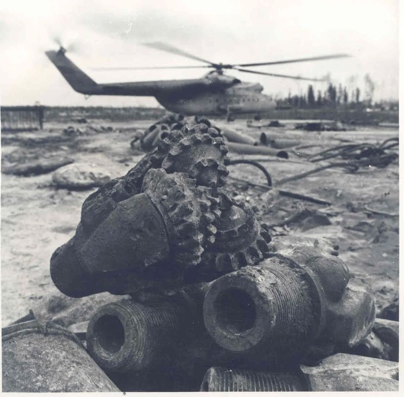 День в истории – 65 лет назад, 15 октября 1961 года, мощный фонтан нефти из скважины Р-62 возвестил об открытии Усть-Балыкского месторождения День в истории – 65 лет назад, 15 октября 1961 года, мощный фонтан нефти из скважины Р-62 возвестил об открытии Усть-Балыкского месторождения