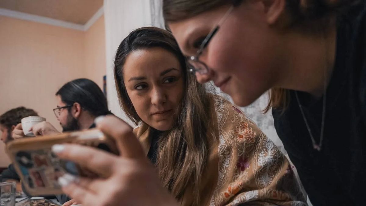 В гости как к родным: сербы познакомились с гостеприимством югорской семьи В гости как к родным: сербы познакомились с гостеприимством югорской семьи