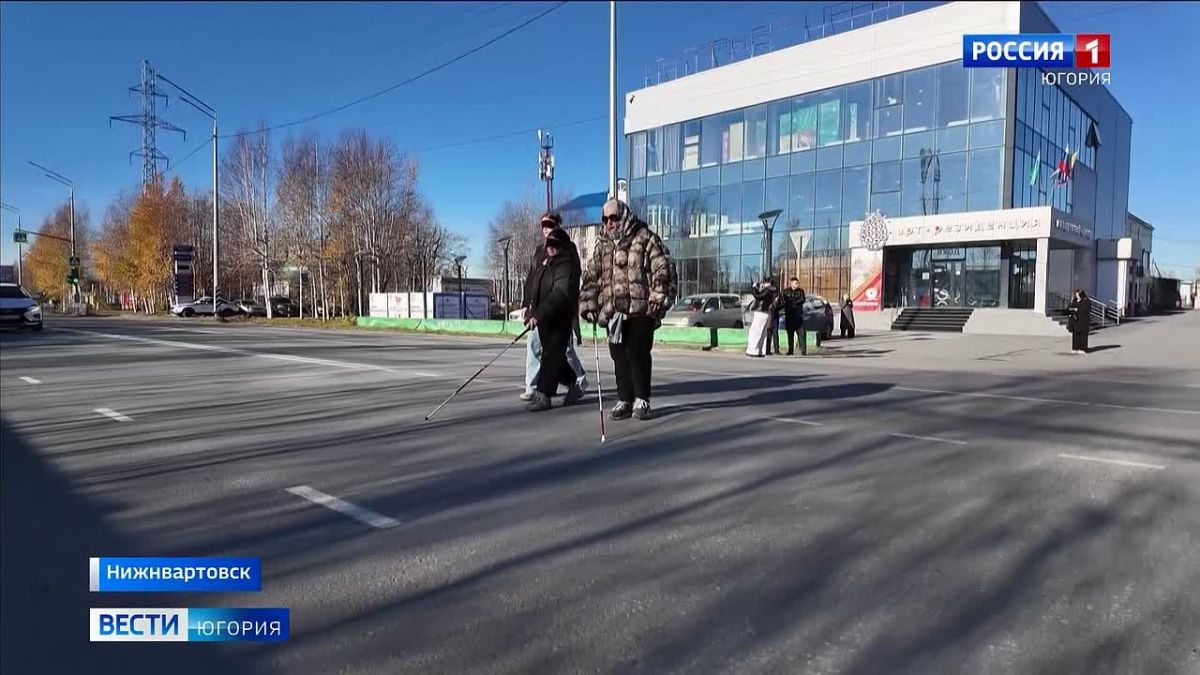 Каково перемещаться по городу, ориентируясь только на звук или наощупь?