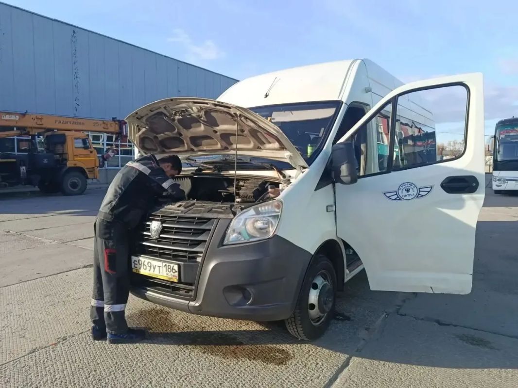 Перевозчики автономного округа завершают подготовку подвижного состава к осеннезимнему периоду — чтобы ни мороз, ни снегопад не стали преградой для комфортных поездок Перевозчики автономного округа завершают подготовку подвижного состава к осеннезимнему периоду — чтобы ни мороз, ни снегопад не стали преградой для комфортных поездок